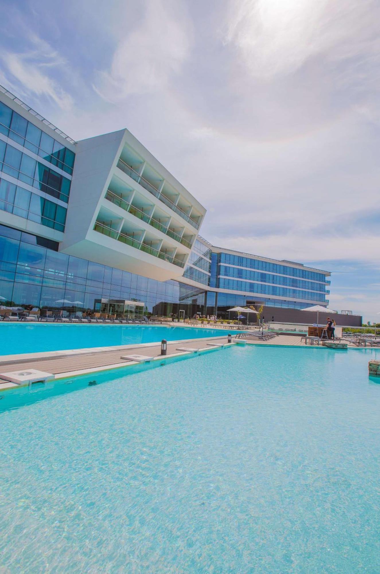 Hotel Hilton Pilar Exterior foto