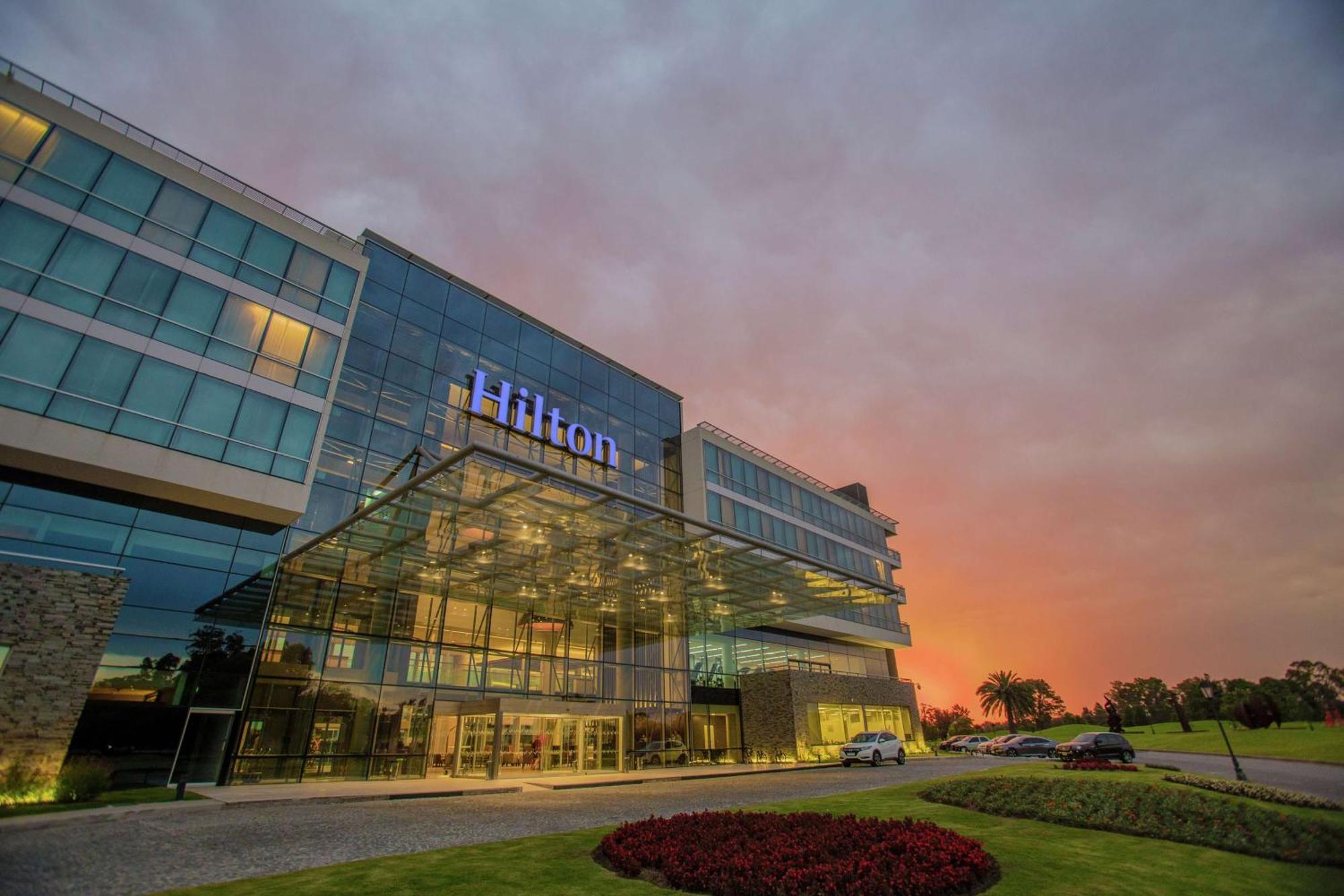 Hotel Hilton Pilar Exterior foto